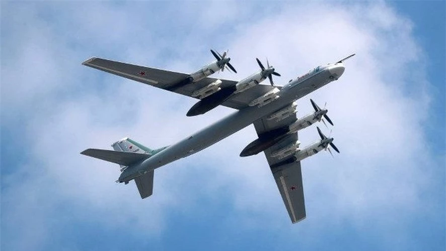 Nga tăng tốc nâng cấp oanh tạc cơ Tu-95MS lên chuẩn Tu-95MSM ảnh 5