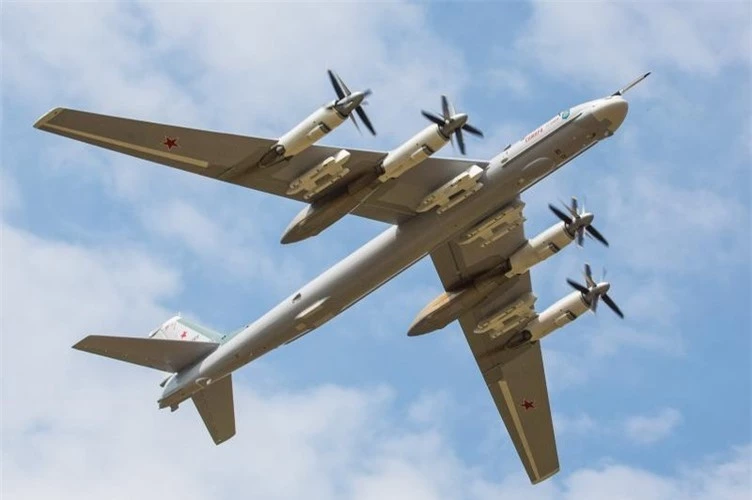 Nga tăng tốc nâng cấp oanh tạc cơ Tu-95MS lên chuẩn Tu-95MSM ảnh 8
