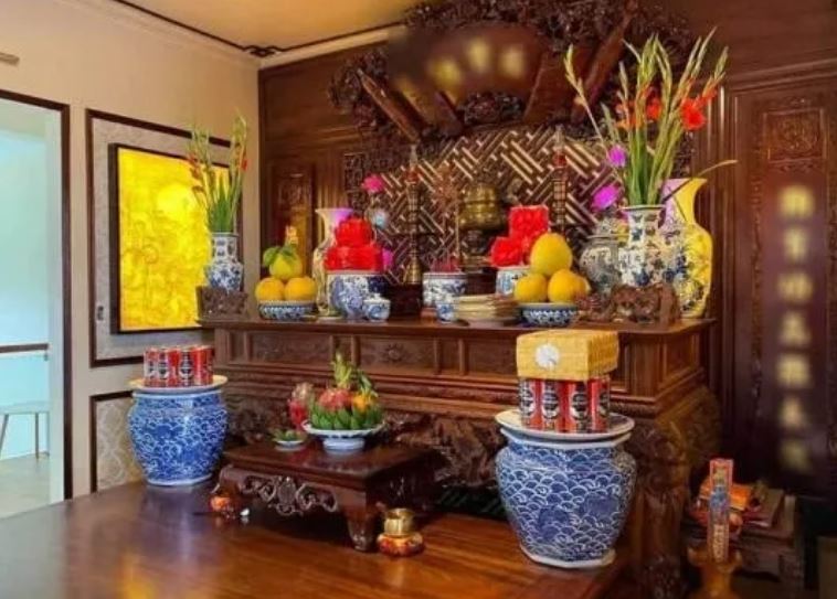 Các cụ dặn: Bàn thờ tuyệt đối không nên đặt theo hướng này, gia đình lục đục, tiền tài trôi đi hết
