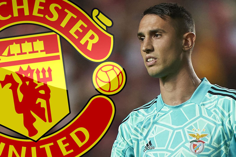Man Utd gây sốc với ý định mua thủ môn mới