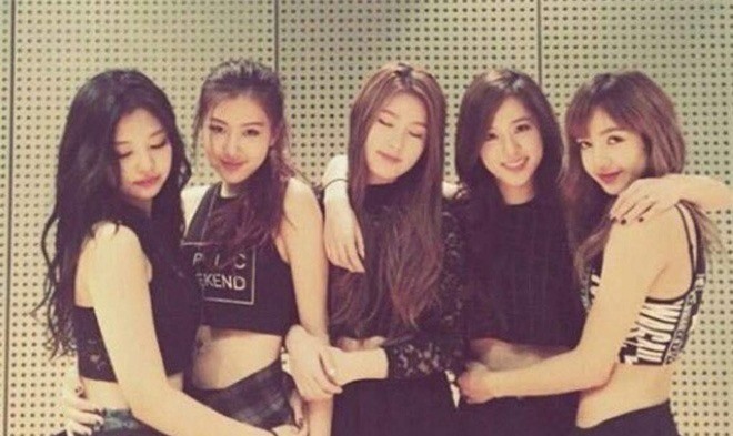 Ảnh chưa công bố về BlackPink ảnh 19