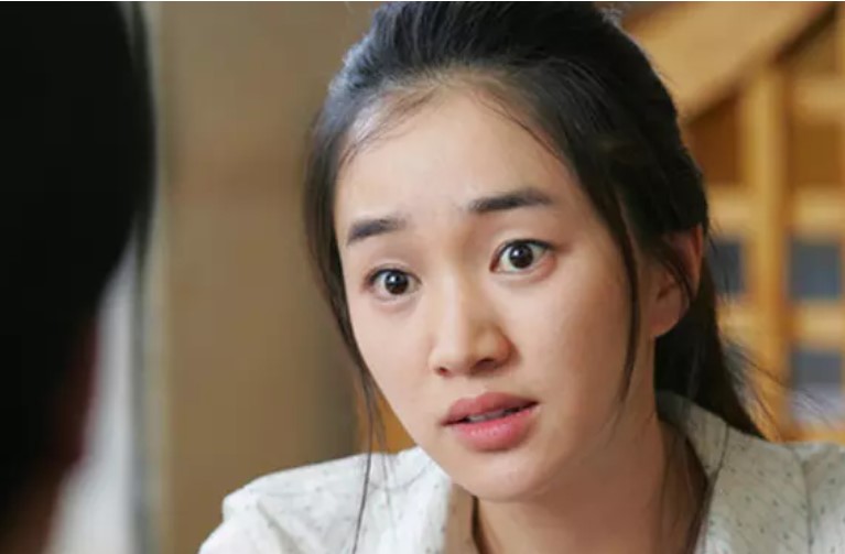 Vừa thoát khỏi thần chết, chị dâu đã kêu gào thảm thiết đòi ly hôn với chồng và cầu xin mẹ tôi giúp giải thoát