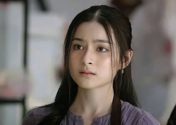 Tôi choáng váng ngay khi vừa gặp bạn gái mà anh chồng dẫn về ra mắt