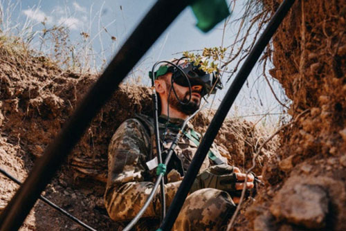 Kinh nghiệm chơi game hữu ích cho lính Ukraine trên chiến trường