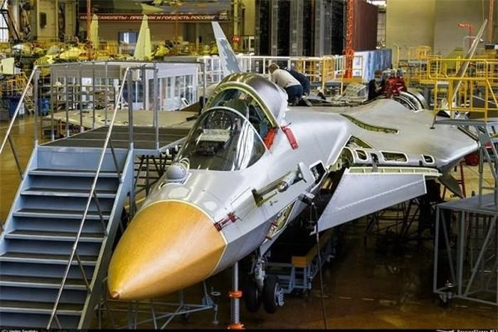 Thủ tướng Nga Mikhail Mishustin mới đây tuyên bố nước này cần tăng cường tập trung sản xuất máy bay chiến đấu tàng hình thế hệ thứ năm Su-57 Felon nhằm đáp ứng yêu cầu trong tình hình mới.