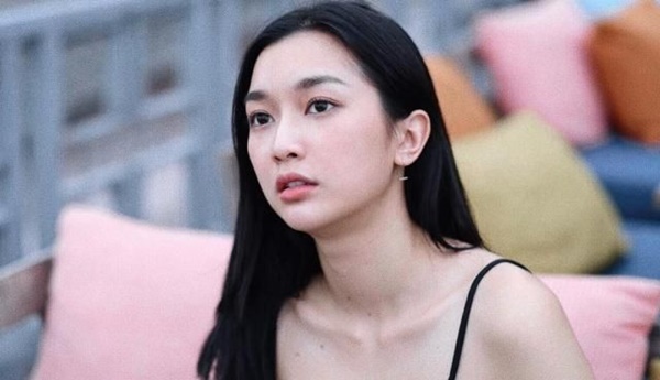 Mẹ chồng đòi thuê người giúp việc, tôi bật ngửa khi thấy cô gái mà bà dẫn đến, càng sốc với âm mưu phía sau của hai người