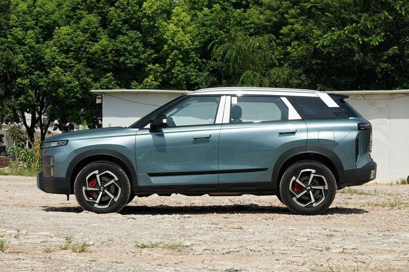 Mẫu SUV chỉ 'ăn' xăng 1 lít/100 km lộ giá bán, chuẩn bị về Việt Nam cạnh tranh trực tiếp với Mazda CX-5