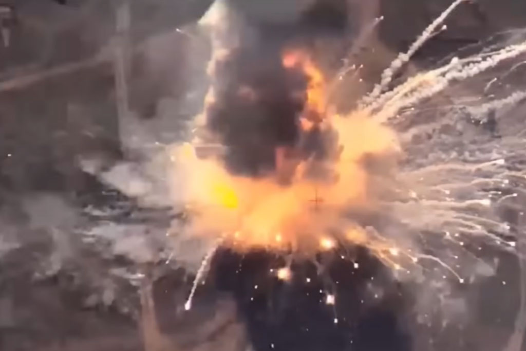 Ukraine tuyên bố phá hủy một tổ hợp tên lửa S-400 của Nga