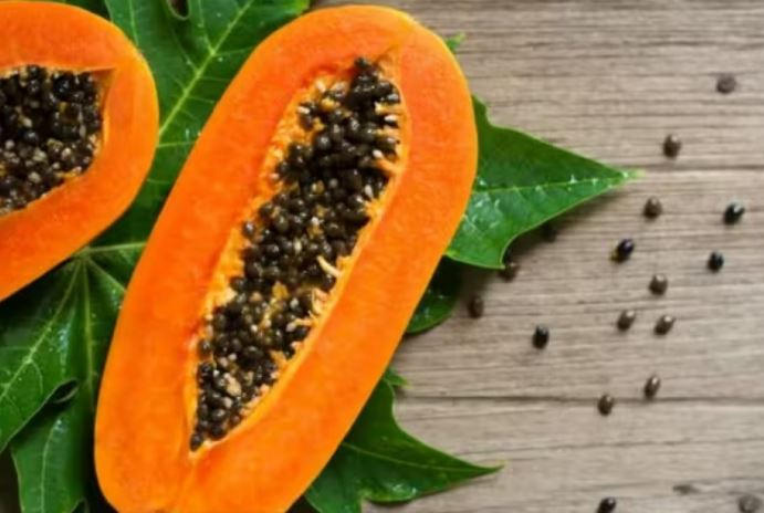 Tác dụng thần kỳ từ hạt đu đủ, bạn nên cân nhắc trước khi vứt chúng
