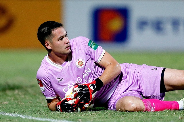 HLV Troussier 'bật đèn xanh' cho Filip Nguyễn, Đặng Văn Lâm nguy cơ mất vị trí ở ĐT Việt Nam?