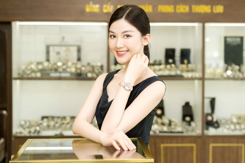 Mê mẩn với nhan sắc nữ chính phim Biệt dược đen