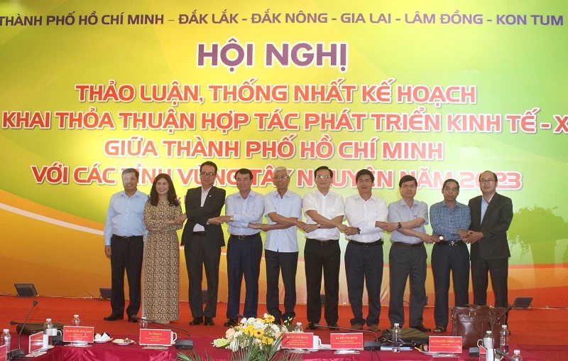 TP Hồ Chí Minh và các tỉnh Tây Nguyên "xắn tay áo" cùng nhau hợp tác, phát triển. 