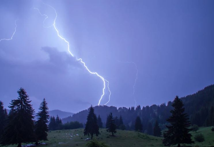 Người phụ nữ bất ngờ có thêm giác quan mới sau khi bị sét đánh