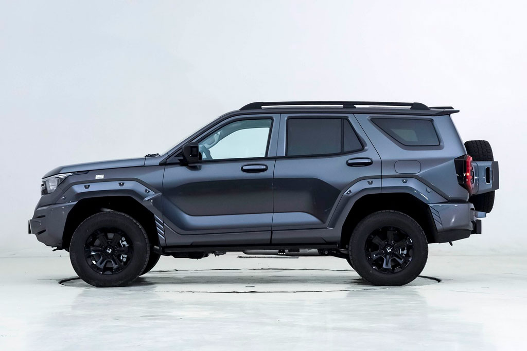 SUV địa hình công suất 408 mã lực, siêu tiết kiệm xăng, giá hơn 900 triệu đồng