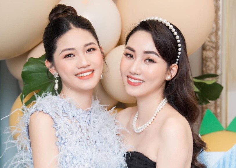 Cuộc sống nhung lụa của 2 chị em á hậu từ chối thi quốc tế