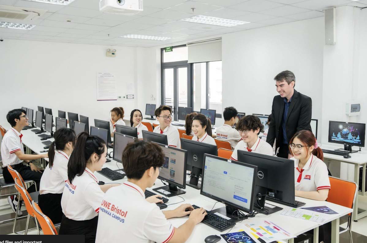 Đại học Phenikaa tiếp tục tuyển sinh chương trình cử nhân quốc tế 