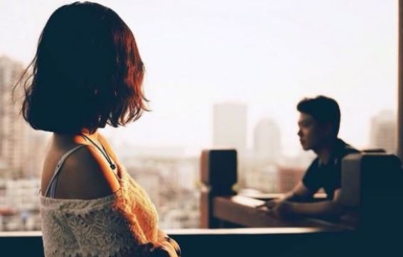 Bạn tin không? Nếu hỏi những điều này đàn ông sẽ mau chán bạn đấy!