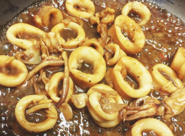 Cách làm món mực sốt me chua ngọt cực ngon