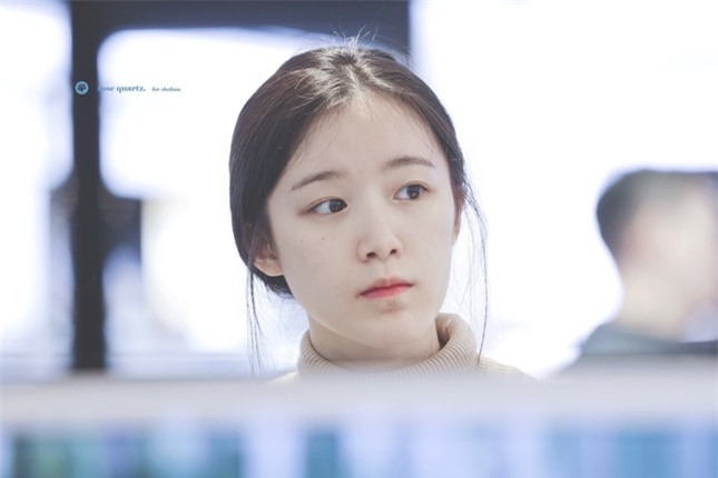 Nữ ca sĩ thường xuyên bị chỉ trích vô duyên, giờ đây lại gây sốt ảnh 3