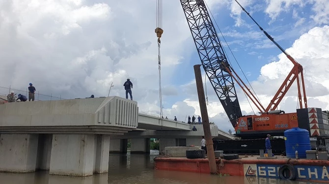Nỗ lực hoàn thành đúng tiến độ dự án công trình cầu Tây Đô- huyện Phong Điền,TP Cần Thơ 