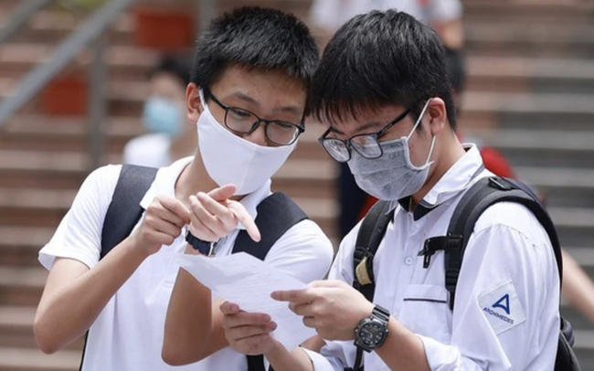 Đa dạng chi tiêu đầu năm học mới