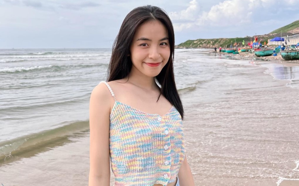 Hình ảnh ngoài đời của cô công nhân may Hoài 'Làng trong phố'