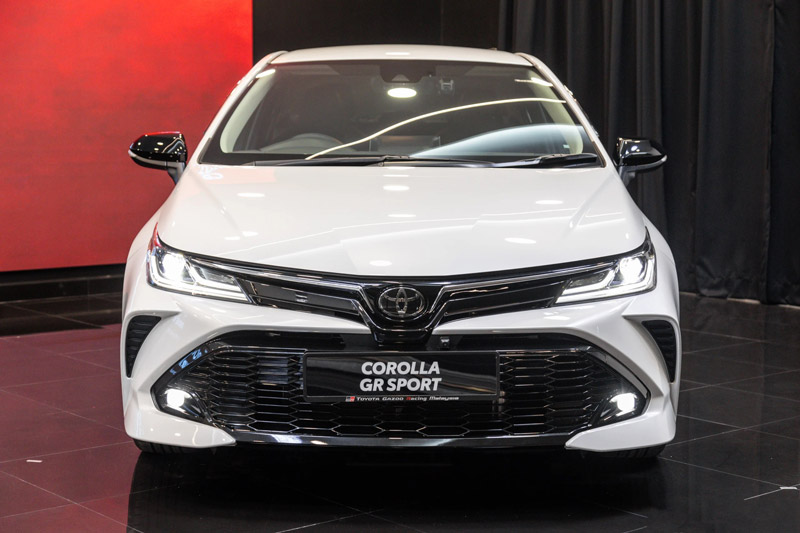 Toyota Corolla GR Sport 2023 ra mắt, giá hơn 770 triệu đồng
