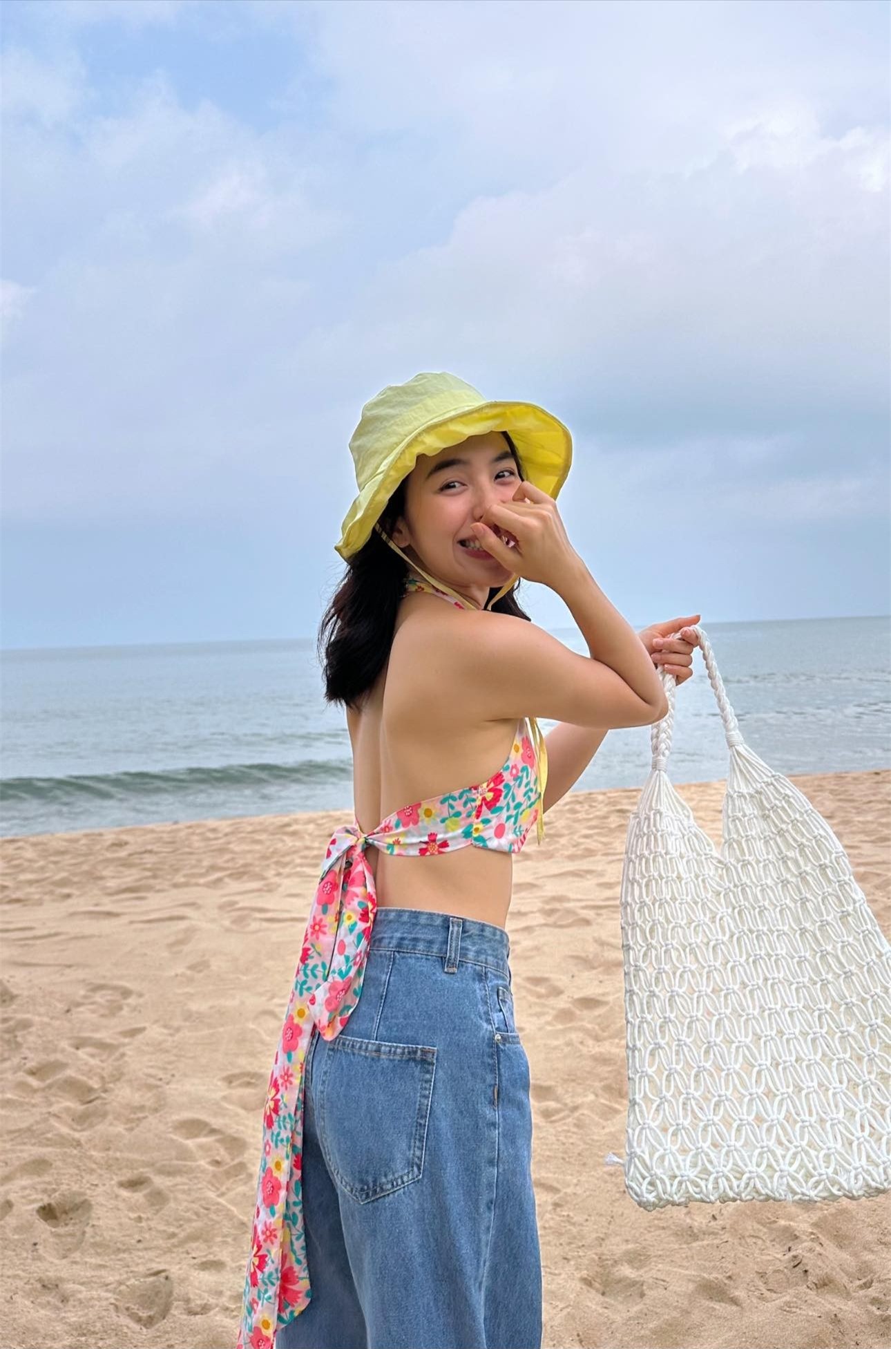 Hình ảnh ngoài đời của cô công nhân may Hoài 'Làng trong phố' ảnh 12