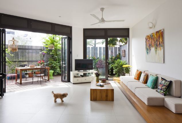 Những lưu ý về phong thủy khi thiết kế cửa hậu cho ngôi nhà