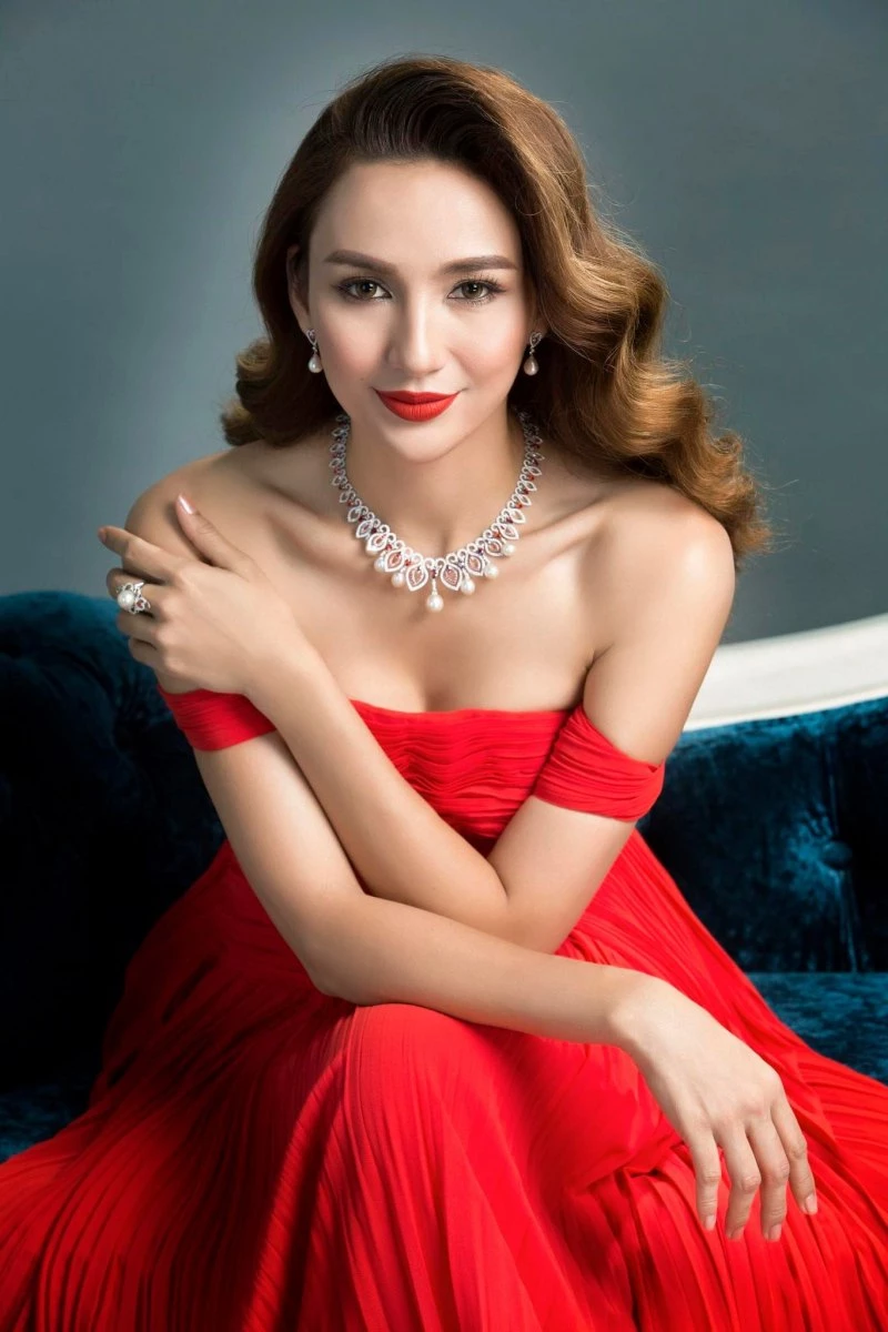 Hoa hậu Ngọc Diễm Hoa hậu Ngọc Diễm