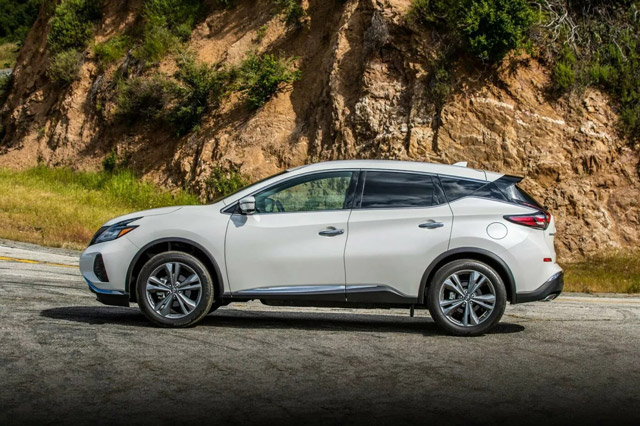 SUV Nissan sử dụng động cơ V6, giá gần 900 triệu đồng