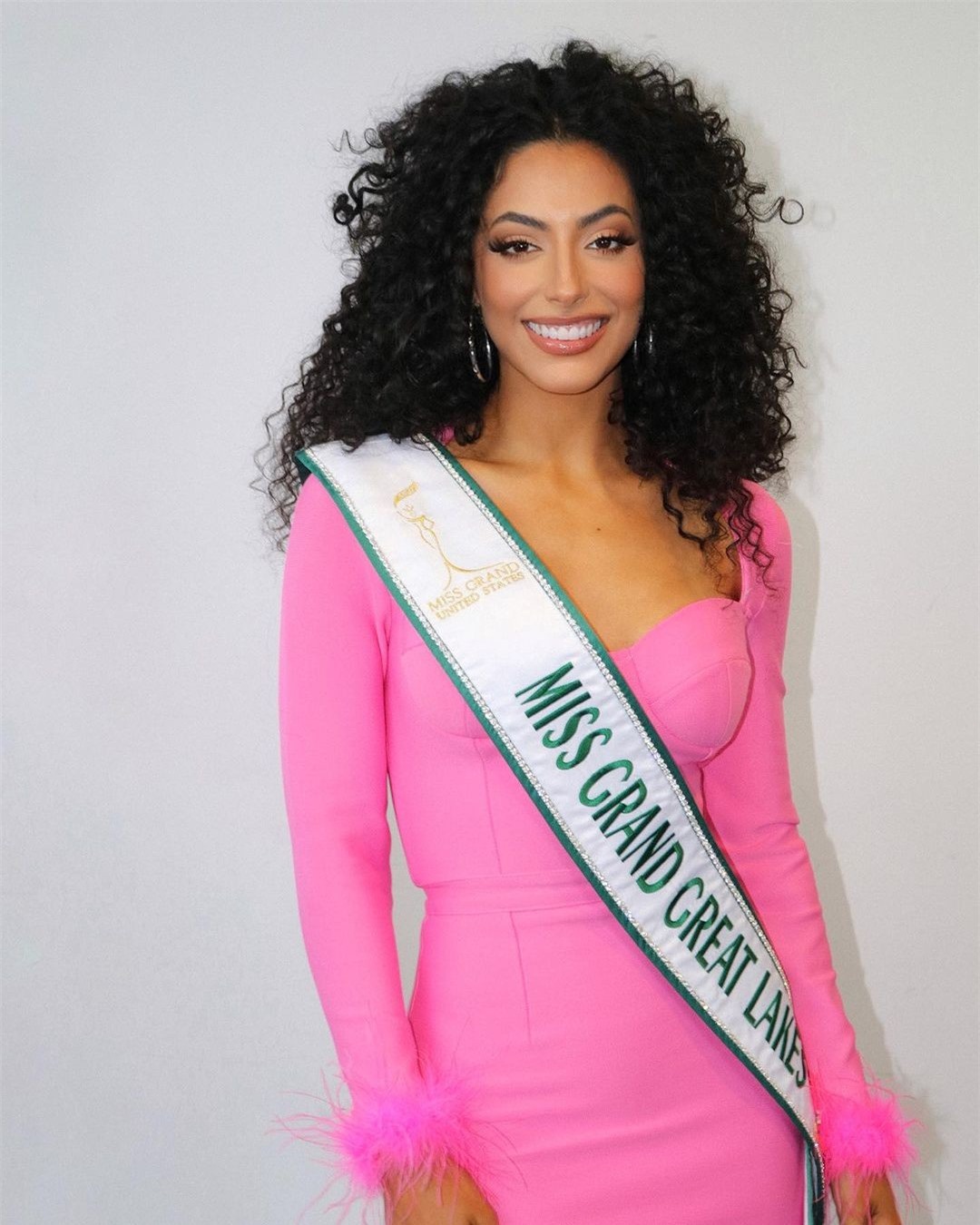 Người đẹp 30 tuổi bị chê già khi đăng quang Hoa hậu Hòa bình Mỹ ảnh 12