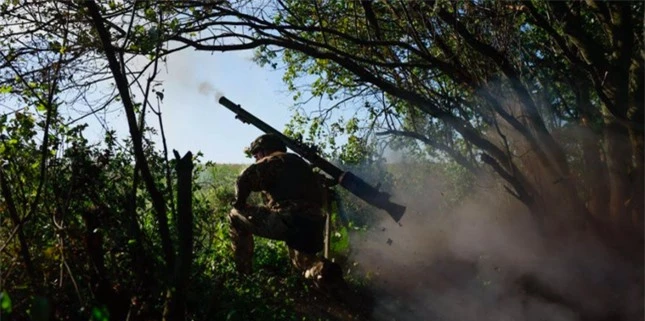 Chuyên gia gạt bỏ chỉ trích của phương Tây về chiến thuật phản công của Ukraine ảnh 1