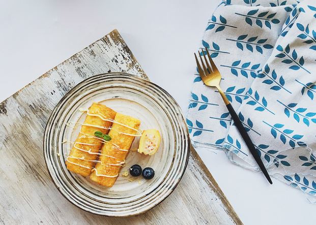 Bánh mỳ cuộn tôm chiên xù thơm phức