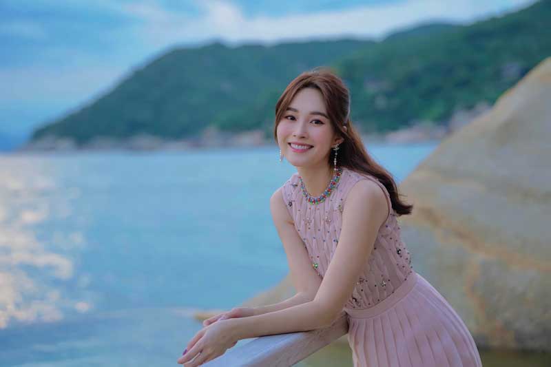 Ngắm nhan sắc của mỹ nhân được mệnh danh là 'hoa hậu của các hoa hậu'