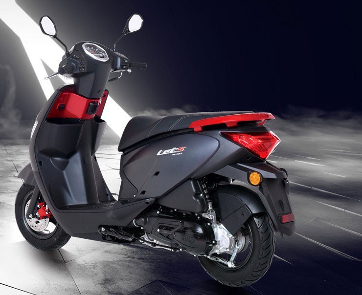 
Suzuki trình làng ‘kẻ huỷ diệt Honda Vision’ với giá 24 triệu đồng, thiết kế đẹp không kém ‘Tiểu SH'