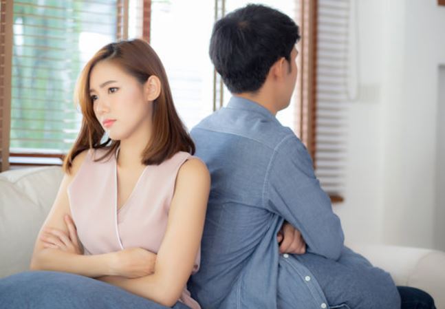 Vì chuyện về quê đưa tang bố mà vợ chồng anh tôi giận nhau