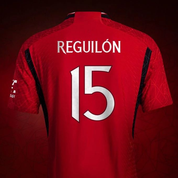 Số áo 15 thuộc về hậu vệ Sergio Reguilon.
