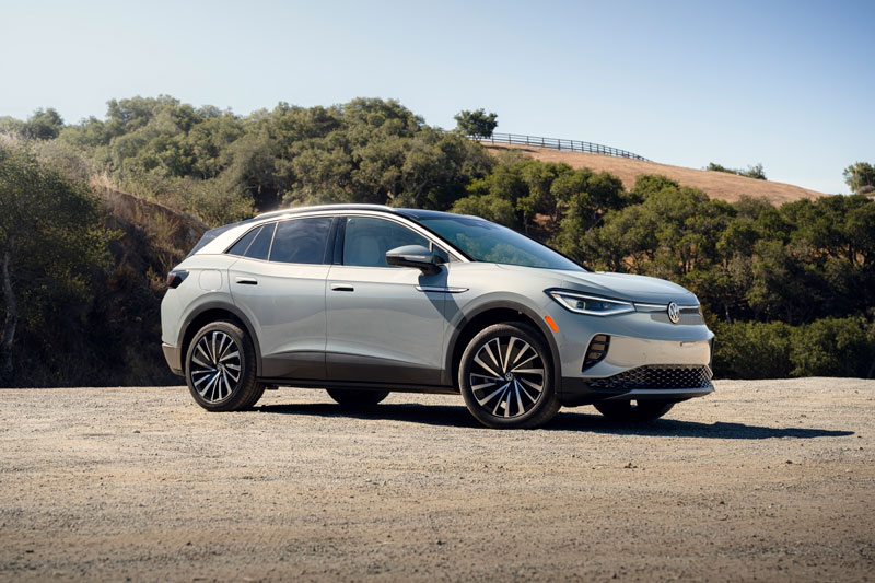 SUV công suất 230 mã lực, dẫn động 4 bánh, giá từ 471 triệu đồng