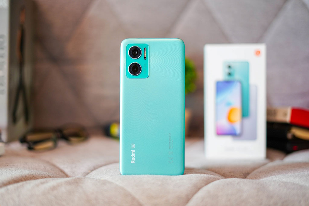 Xiaomi Redmi 10 5G giảm giá 'kịch sàn' tại Việt Nam