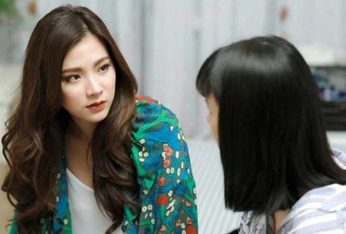 'Tiểu tam' vác bụng bầu tới nhà đánh ghen, chính thất chỉ nói một câu khiến cô ta sợ hãi