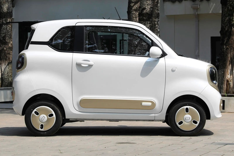 Xe điện giá 96,9 triệu đồng, cạnh tranh cùng Wuling Hongguang Mini EV