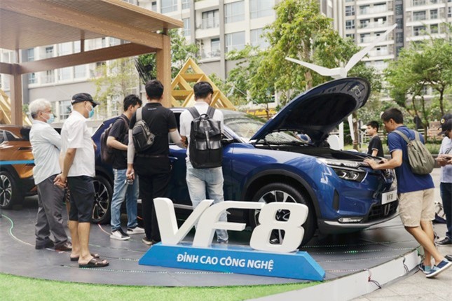VinFast VF 8 - lựa chọn vượt trội về cả công nghệ, giá bán lẫn chính sách hậu mãi ảnh 2