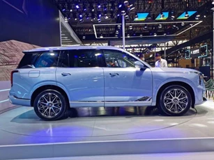SUV cỡ lớn, động cơ tăng áp, thiết kế ấn tượng giá rẻ ‘không tưởng’