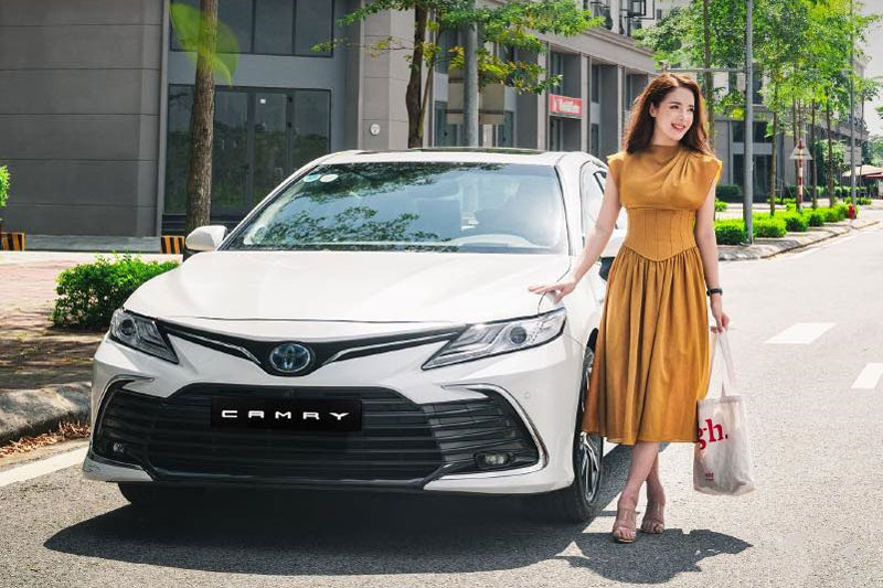 Bảng giá xe Toyota tháng 9/2023: Ưu đãi 50% lệ phí trước bạ
