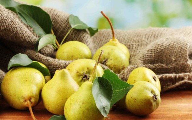 Dễ bị ngộ độc nếu ăn những thứ này cùng quả lê