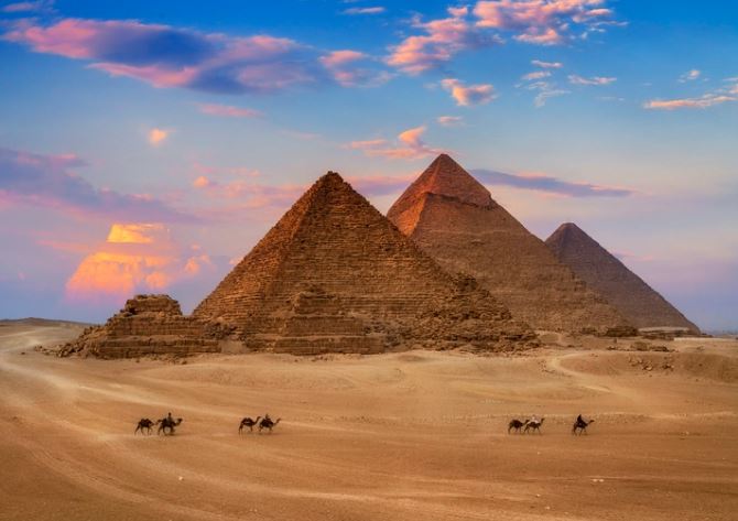 Nguồn gốc của kim tự tháp: Trí tuệ của các Pharaoh hay công nghệ ngoài hành tinh?