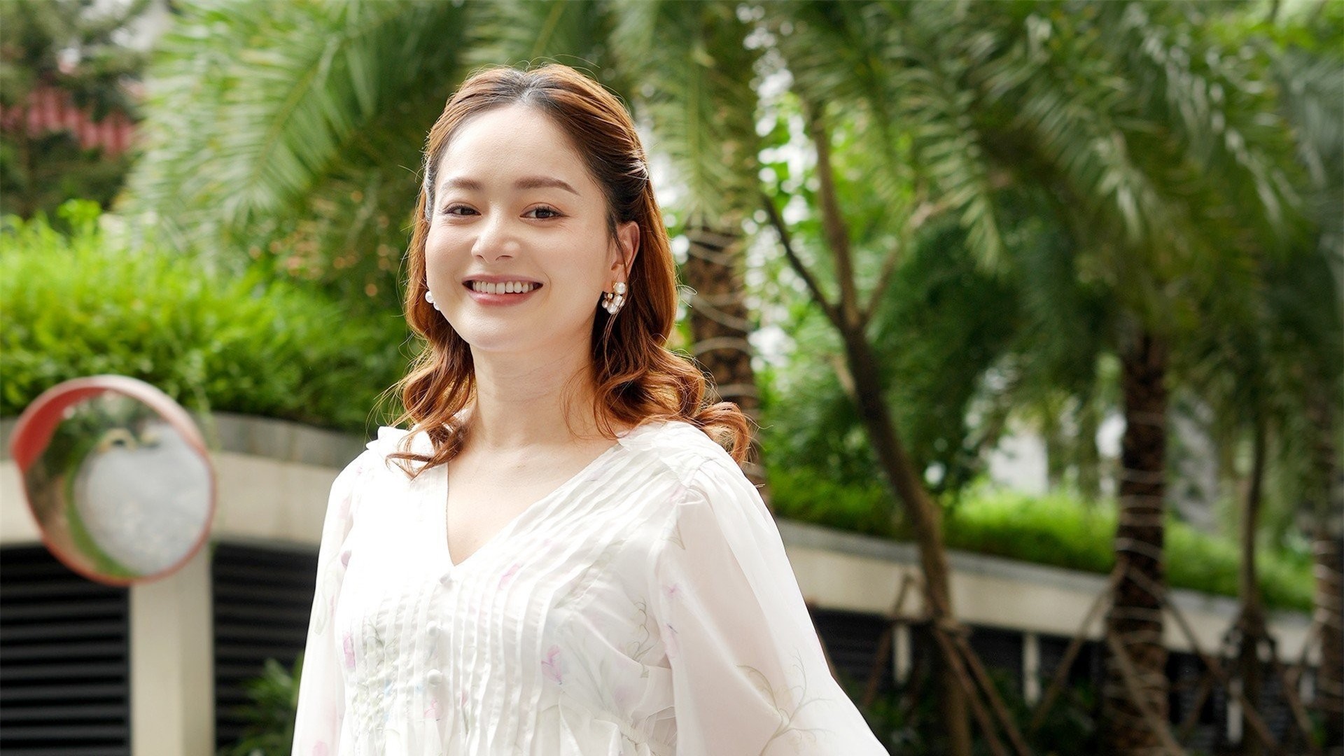 Đời tư của ba nữ chính 'Gia đình mình vui bất thình lình' ảnh 9
