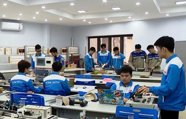 Nhiều trường nghề vẫn khó tuyển sinh: Vì đâu nên nỗi?
