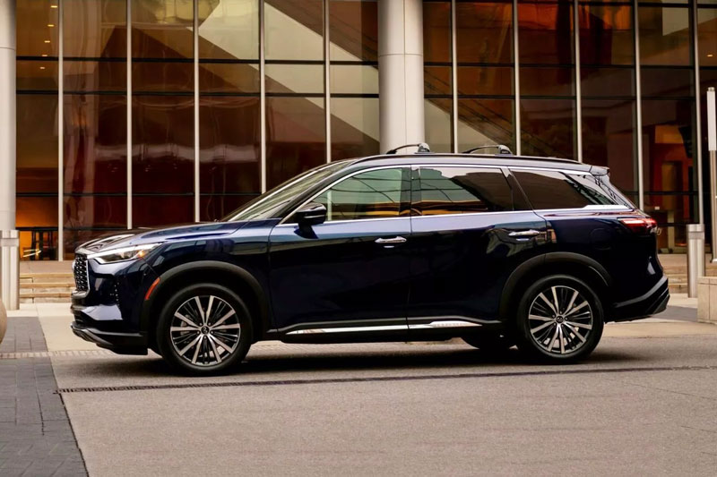 SUV động cơ V6, nội thất sang chảnh, giá gần 1,2 tỷ đồng